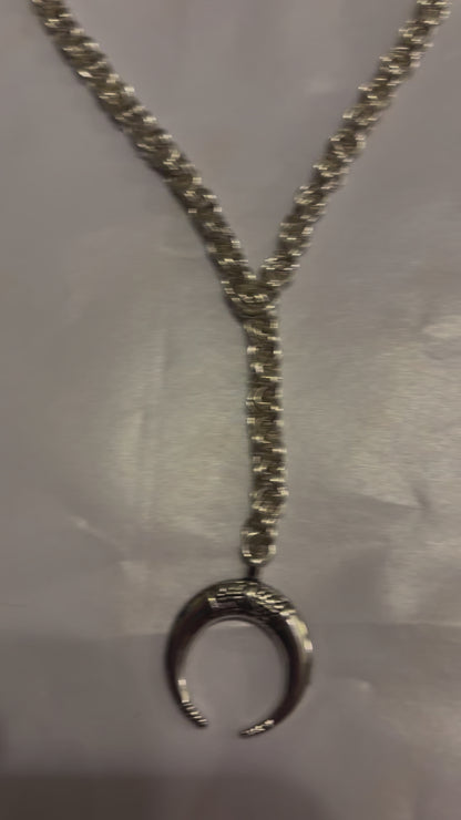 Odin Horn Moon Chainmail Captive Lariat Necklace