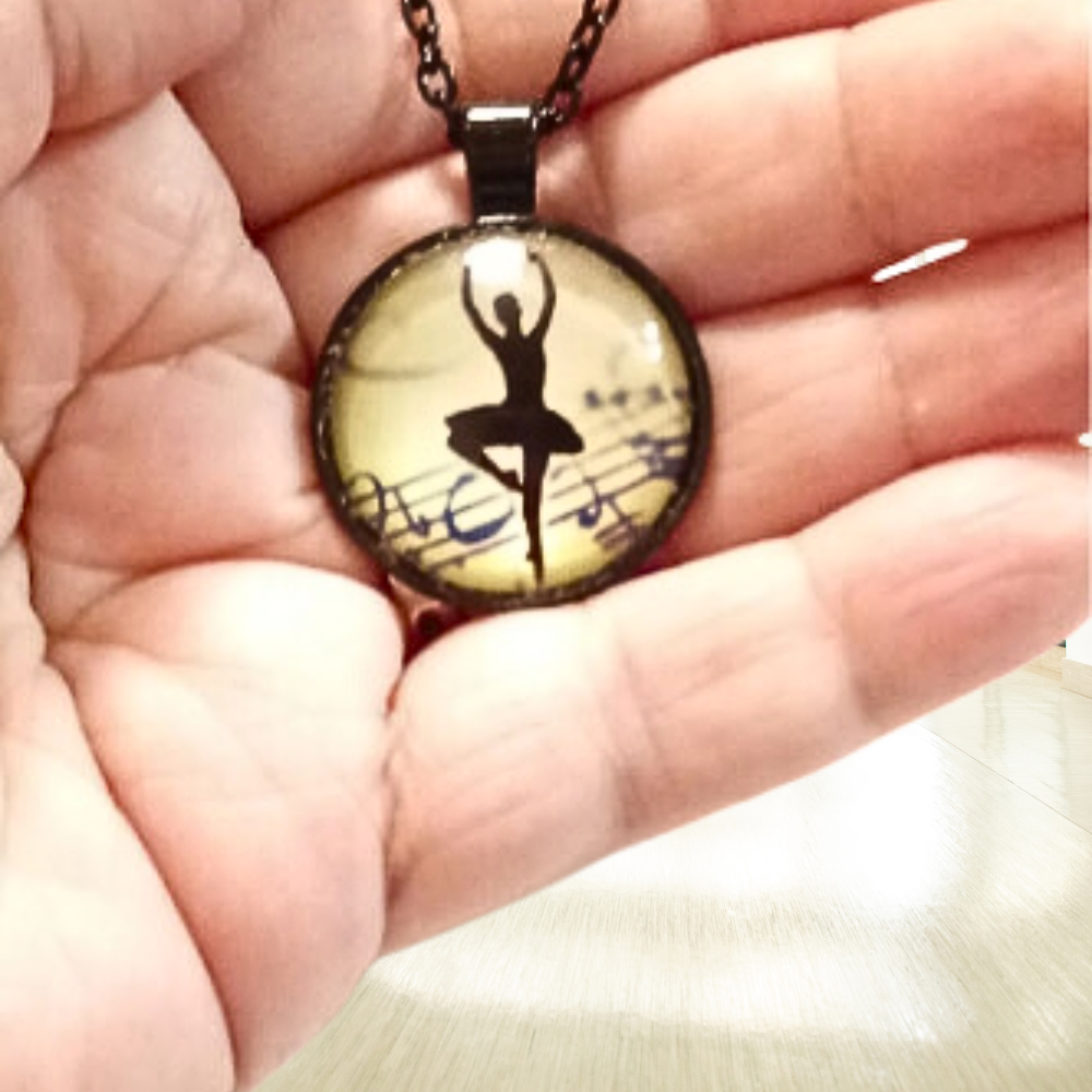 On Pirouette Ballet Dancer Cabochon Black Link Necklace