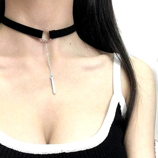 Submissive Silver Bar And O Ring Choker